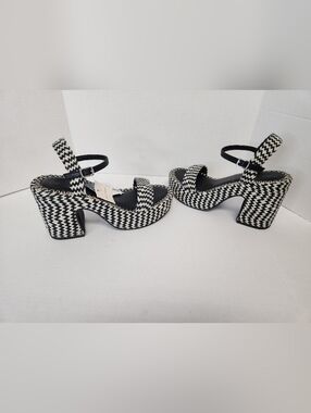 Universal Thread Madeline Platform Sandels Black/Cream Womens 8.5 NWT Boho